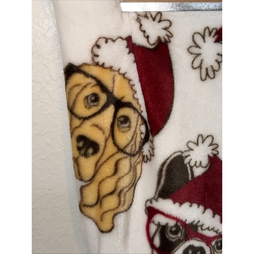 Merry and Bright Smart Dogs Christmas Plush Throw Blanket 50x70 Santa Hats New